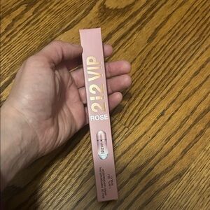 VIP Rose Lipstick - Elegant Pink